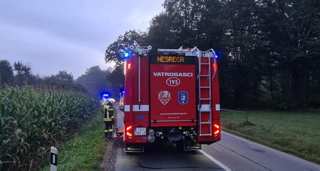 Mladić se automobilom zabio u kamion: Zadobio je teške ozljede, liječnici se bore za život 20-godišnje djevojke