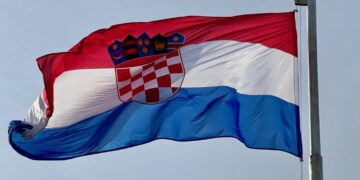 KOLUMNA Pametnom dosta: Ovo je ona godina u kojoj će vas političari respektirati. Budite mudri i razmislite kome ćete dati svoj glas…