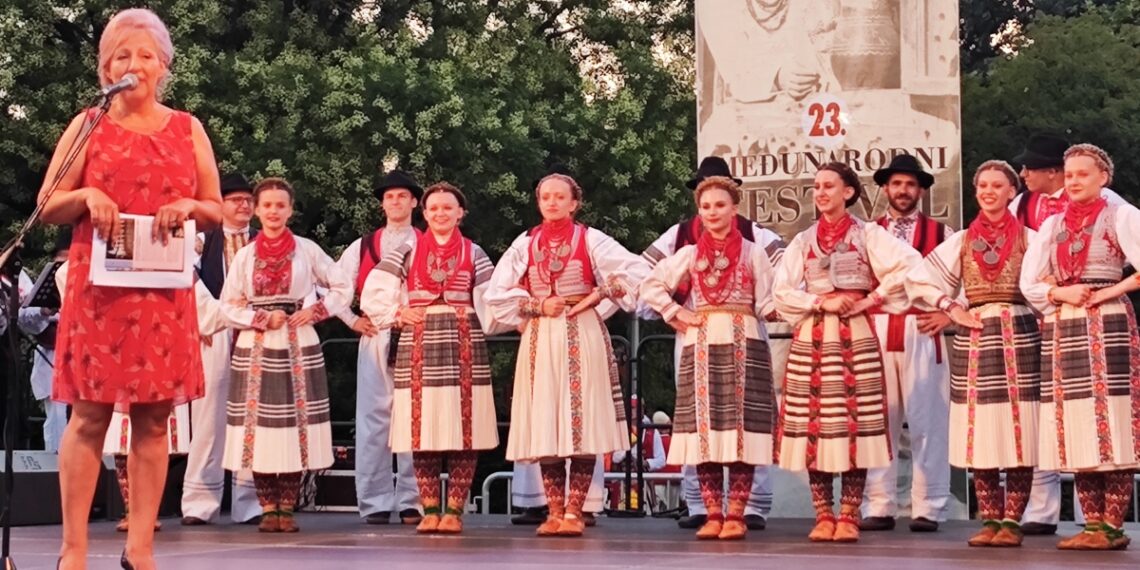 festivala folklora
