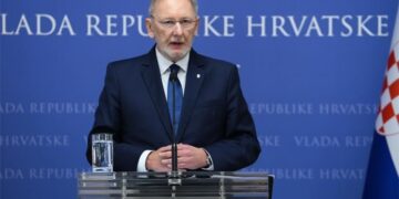 Ministar Božinović