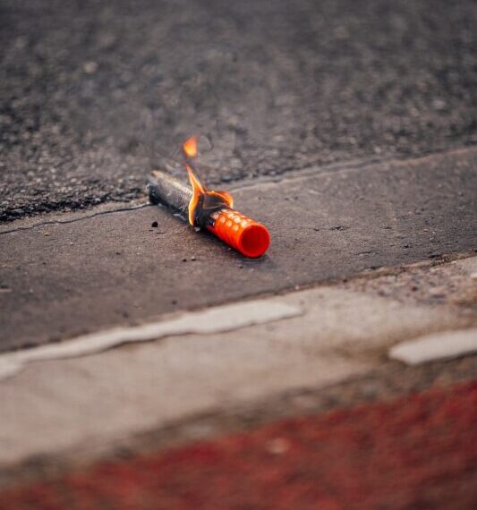 Pirotehnika dječaku eksplodirala u ruci: Zadobio je teške ozljede