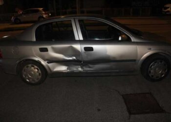 Na križanju Kolareve i Kačićeve pijani vozač zabio se u drugo vozilo