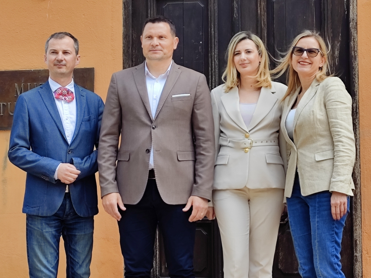 cjelovitu obnovu zgrade