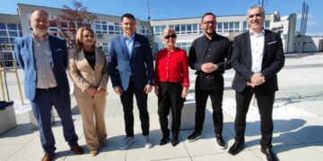 Velika Gorica dobila moderan trg u kojem uživaju školarci i građani