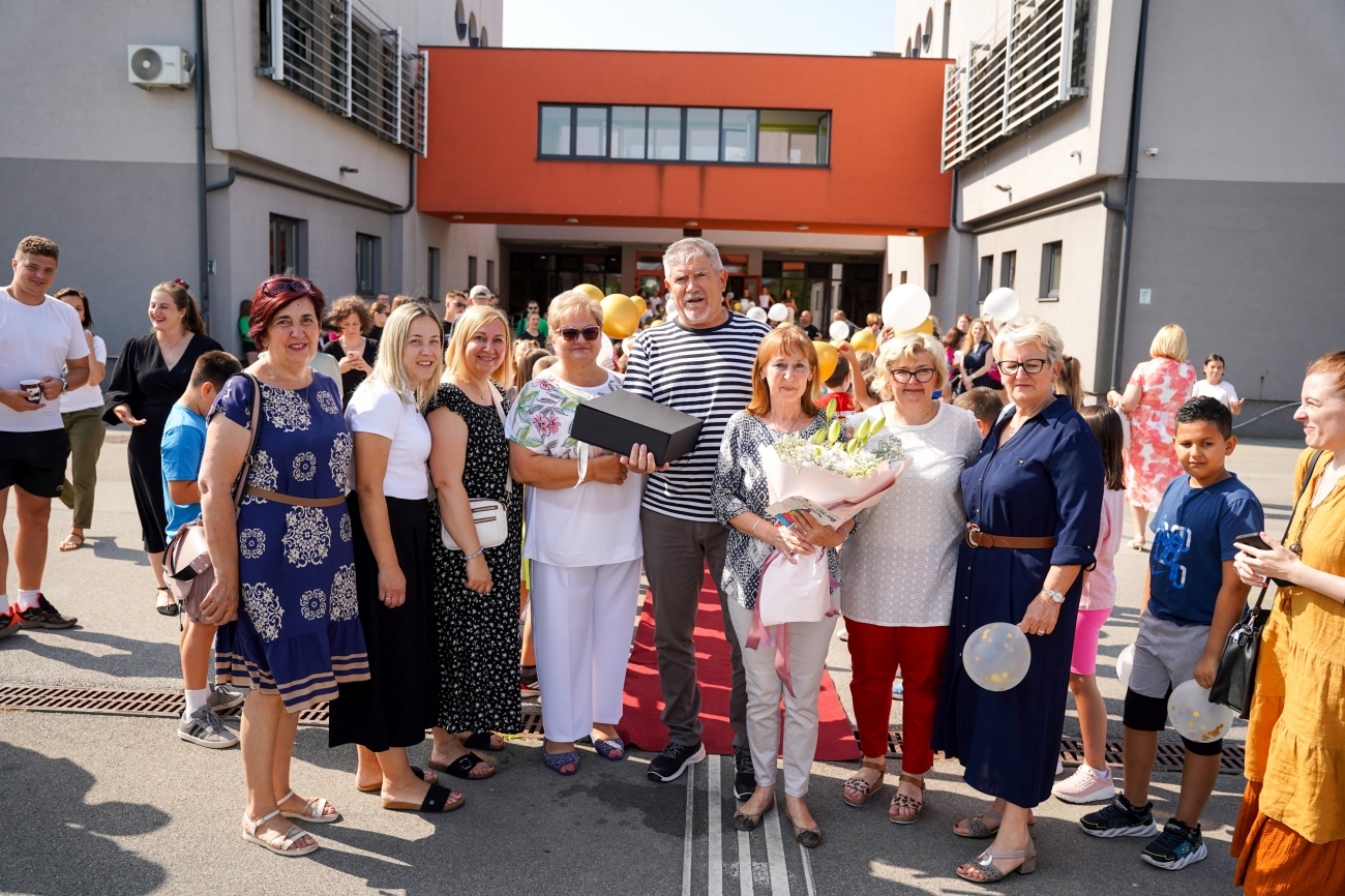 zasluženu mirovinu.