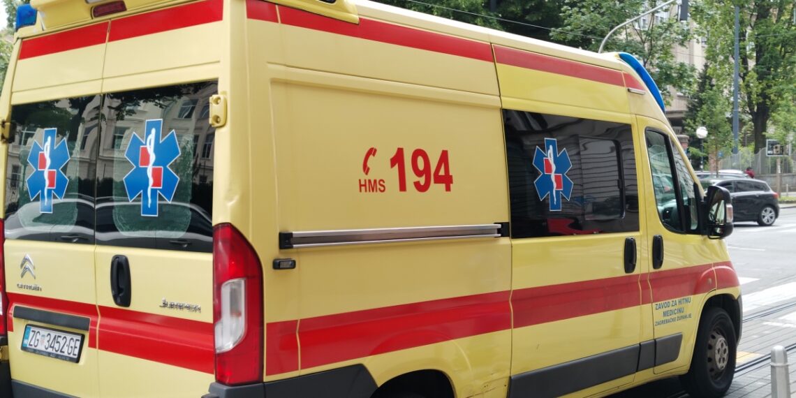 nije stao na znak stop