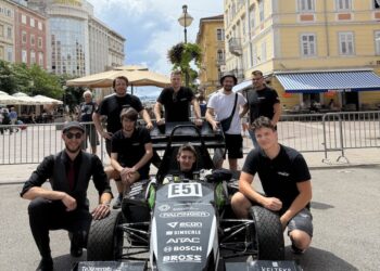 prvi električni bolid