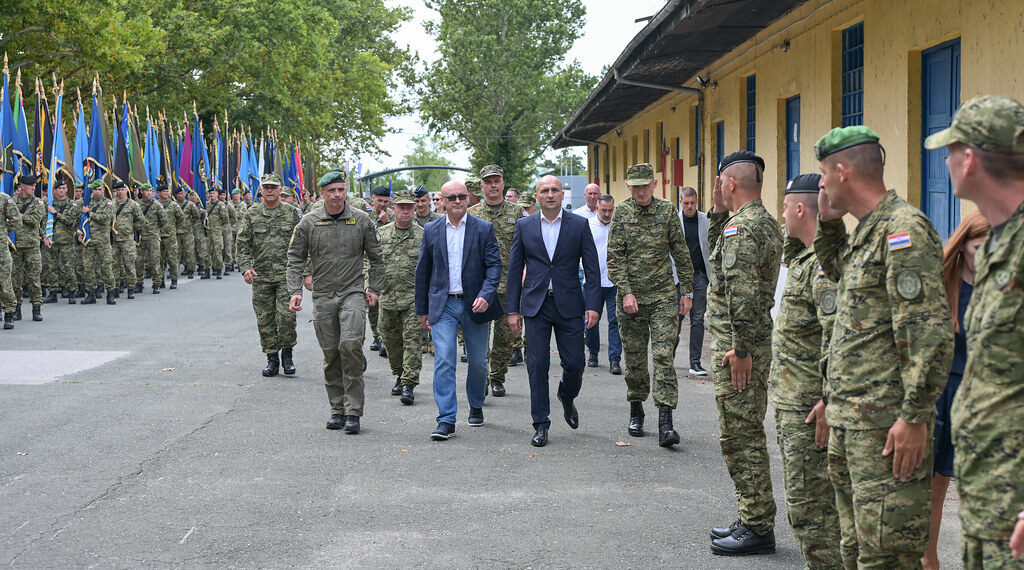 pješačkih postroja