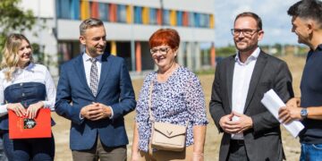 Gradonačelnik Ačkar i ministar Piletić obišli gradilište budućeg Centra za starije
