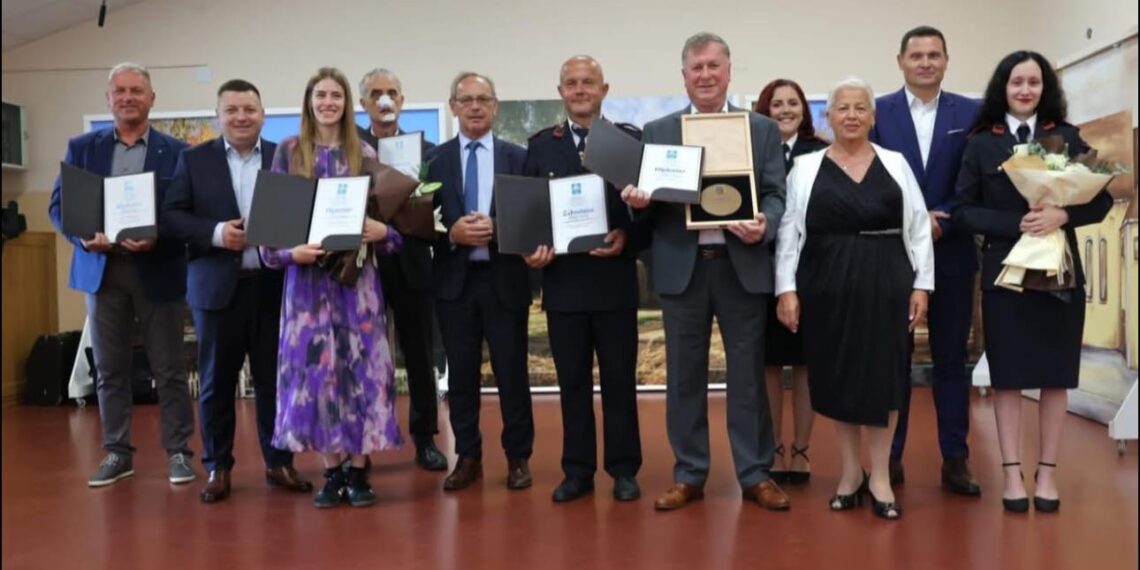 Proslavljena 30. obljetnica osnutka Općine Kravarsko: Dodijeljena javna priznanja