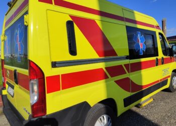 pirotehnička raketa