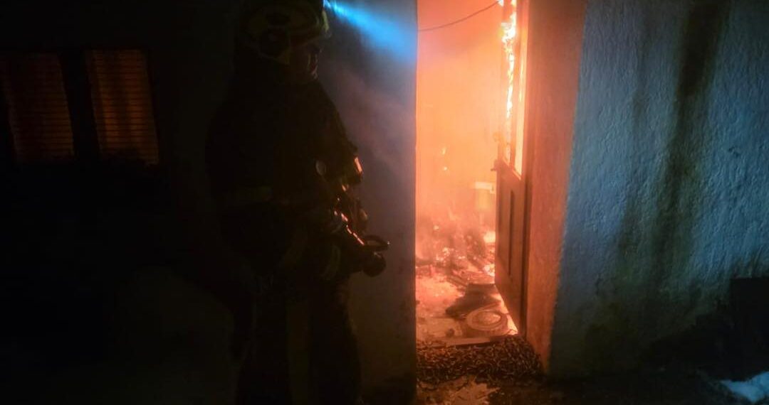 Dimnjak zapalio krovište