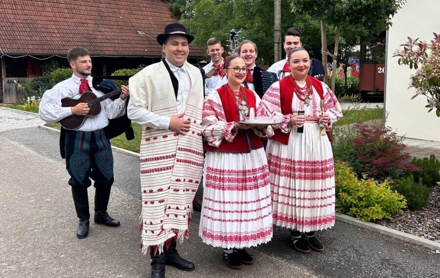 manifestacija Ivanje u Novom Čiču