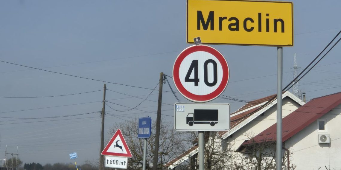 Zbog radova na cjevovodu stanovnici dijela Mraclina bez vode