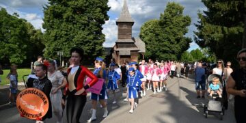 Barbarice u Velikoj Mlaki ugostile 13. Međužupanijsku smotru mažoretkinja i plesa