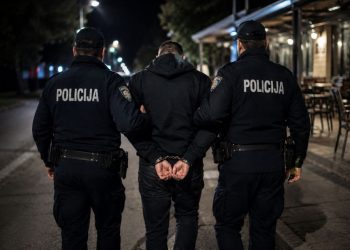 Pijani muškarac divljao u kafiću u ščitarjevu