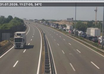 Zatvorena autocesta između Lučkog i Donje Zdenčine