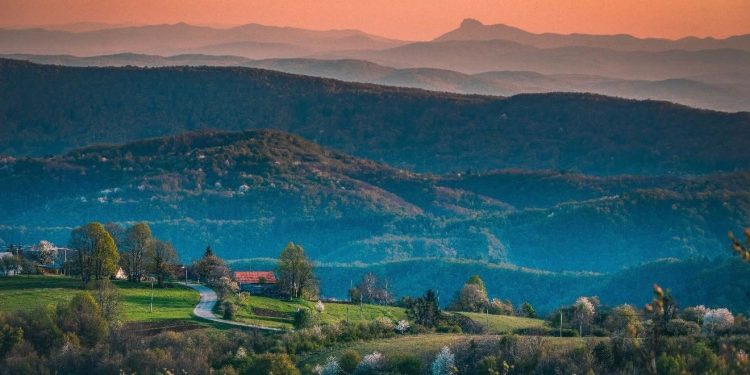 Vikendice u Zagrebačkoj županiji: Mirne oaze, ali i prilike za dobru investiciju
