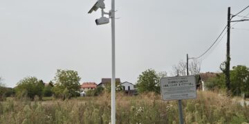 nova kamera