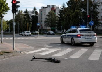 Automobil naletio na dijete na električnom romobilu
