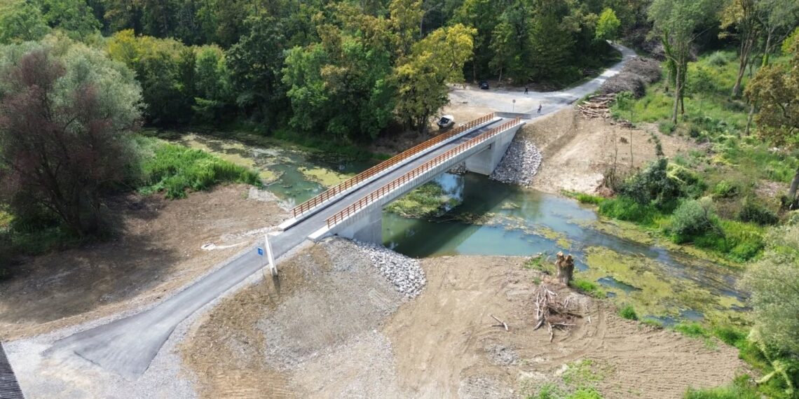 Završen novi most preko Odre u Selcu