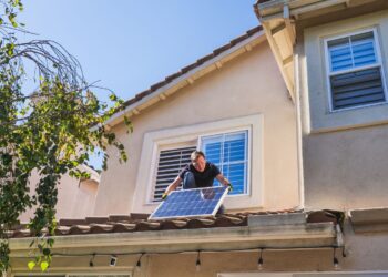 Građani mogu dobiti do 25.000 eura za solarne elektrane