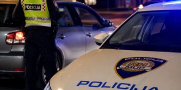 Pijan odbio alkotest i vrijeđao policajce u Velikoj Gorici