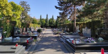 Grobno mjesto u Velikoj Gorici od 15.000 eura