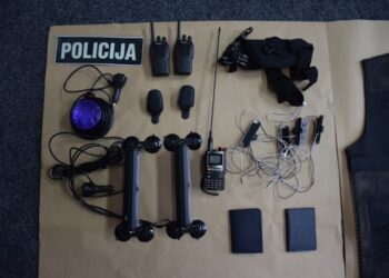 Prošao kroz dva crvena svjetla i tvrdio da ide na intervenciju
