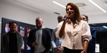 Oglede festival večeras donosi predstavu