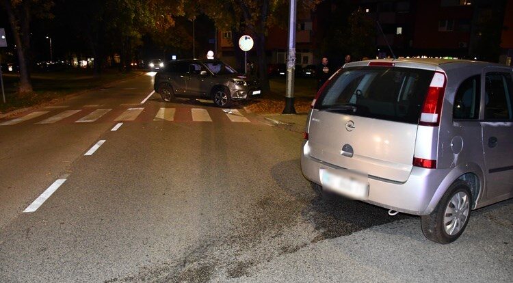 Vozač oduzeo prednost i udario u auto
