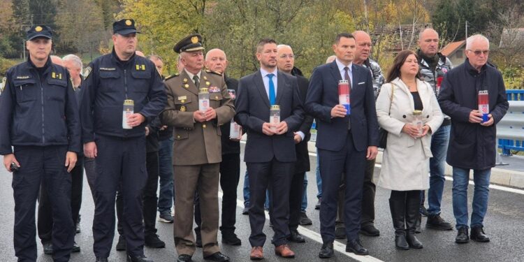Odana počast poginulim braniteljima i civilnim žrtvama